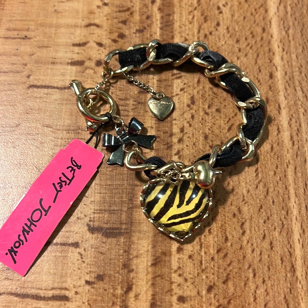 NWT Betsey Johnson yellow zebra bracelet